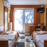 anna-hotel-matrafured-csaladi-ket-legteru-szoba-5